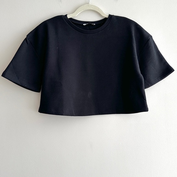 ZARA Black Cropped Sweatshirt, Athleisure Short Sleeve Crewneck, Medium - Picture 1 of 16